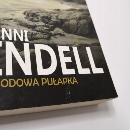 Miodowa pułapka Unni Lindell